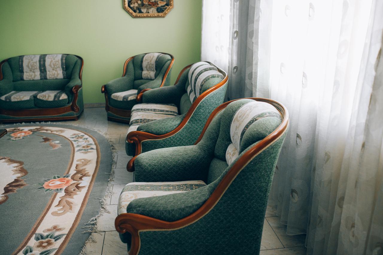 Fermerska Hata Dubno Bagian luar foto