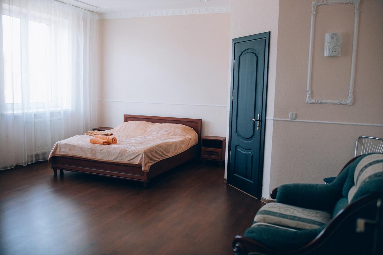 Fermerska Hata Dubno Bagian luar foto