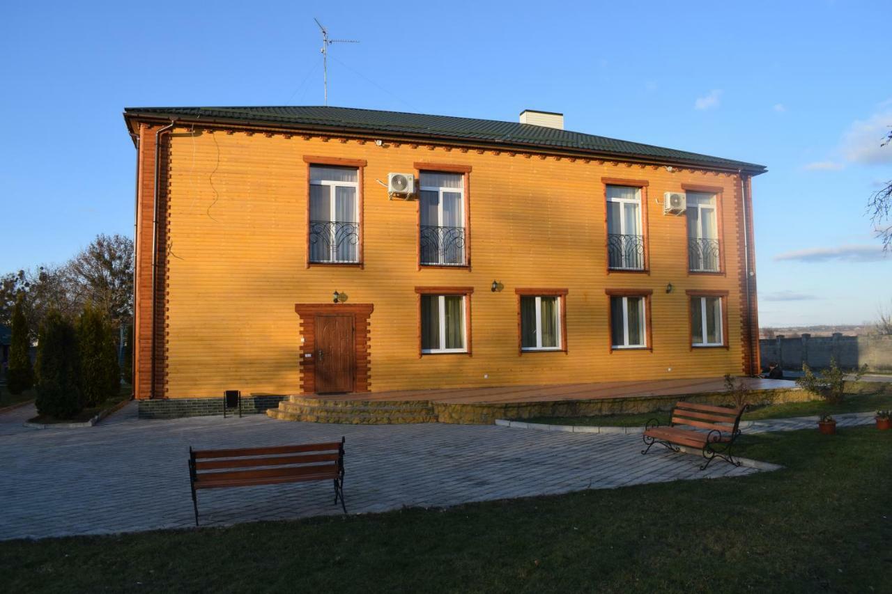 Fermerska Hata Dubno Bagian luar foto